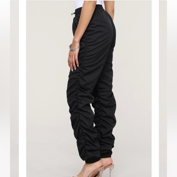 Boutique - Picture 3 of 5